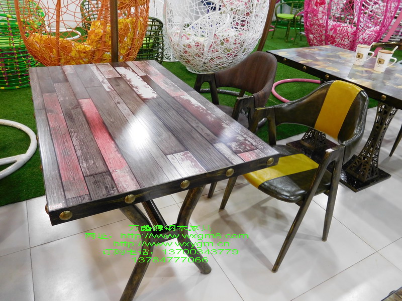 主题餐厅桌椅 032